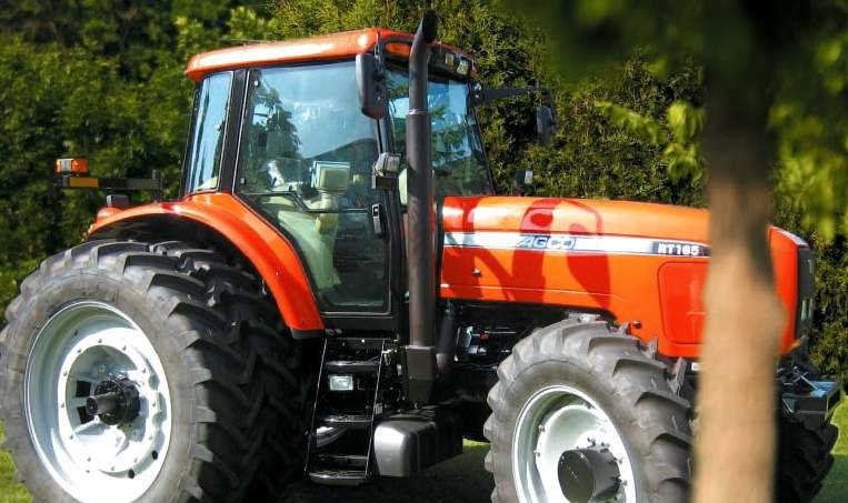 AGCO RT165A Tractor