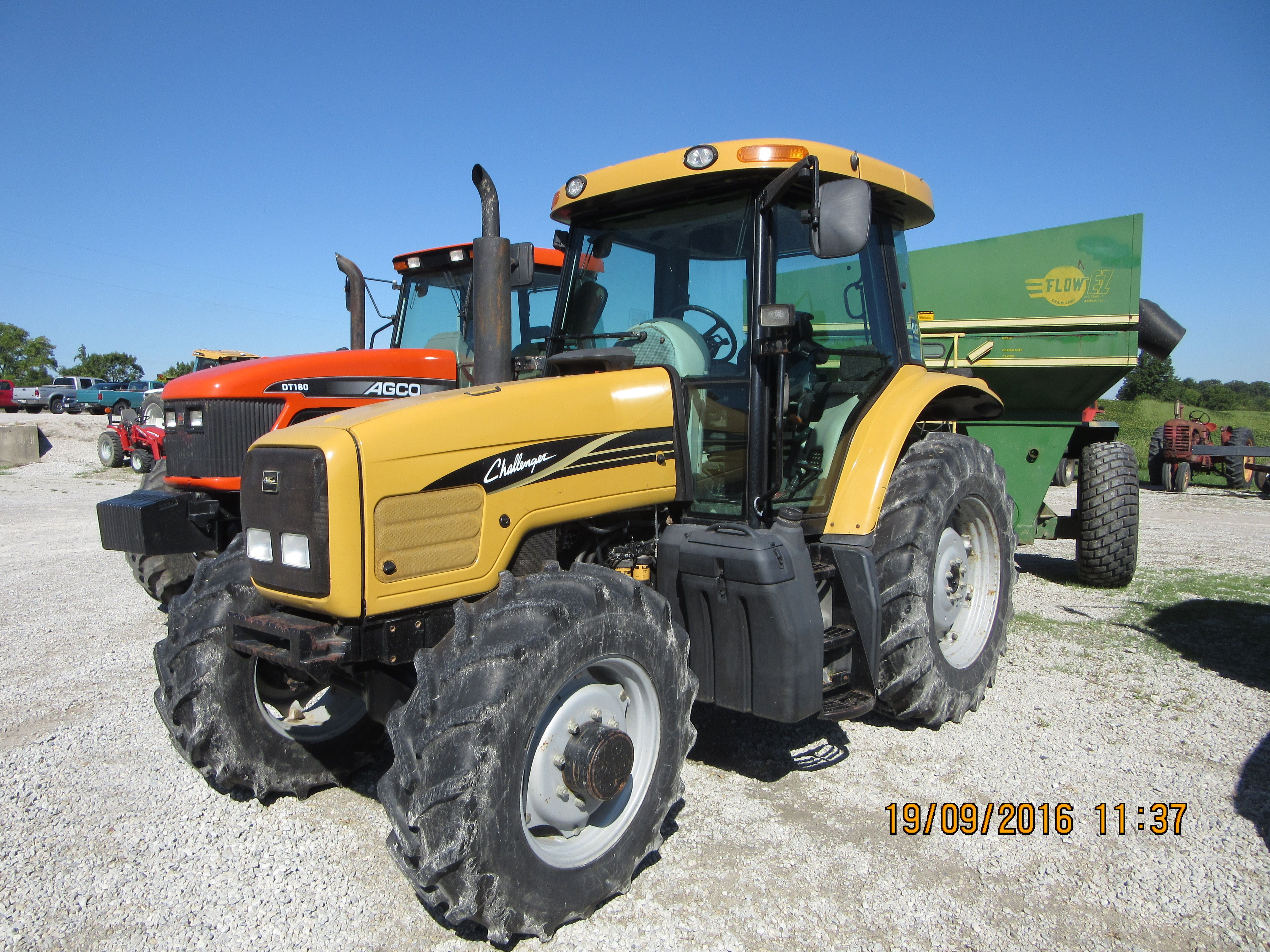 Challenger MT535B Tractor