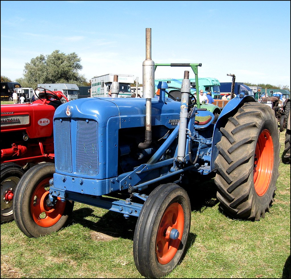Fordson E1A Major Tractor Silencer - Painted Silver, Fits All Models