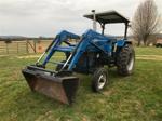 Long/UTB/Universal 2260 Tractor