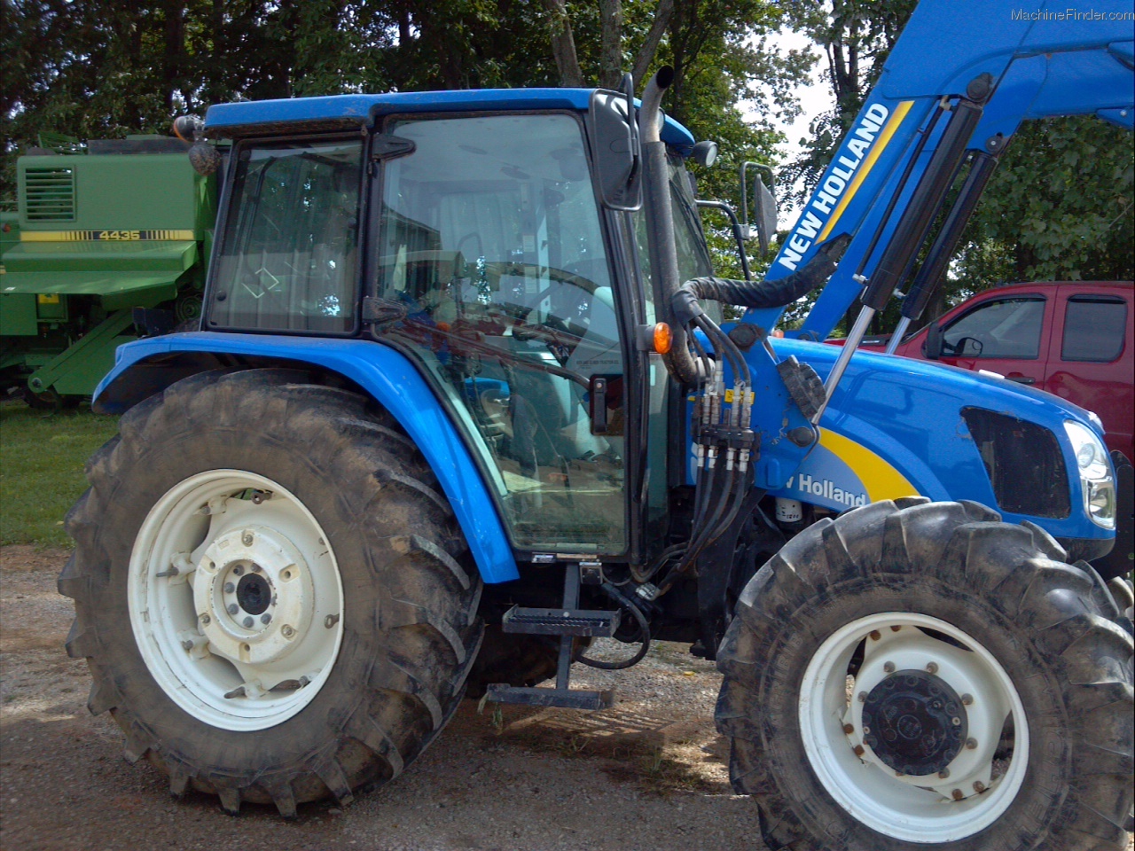 New Holland T5050 Tractor