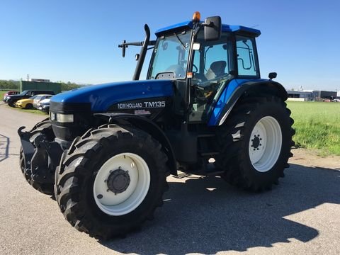 New Holland TM135