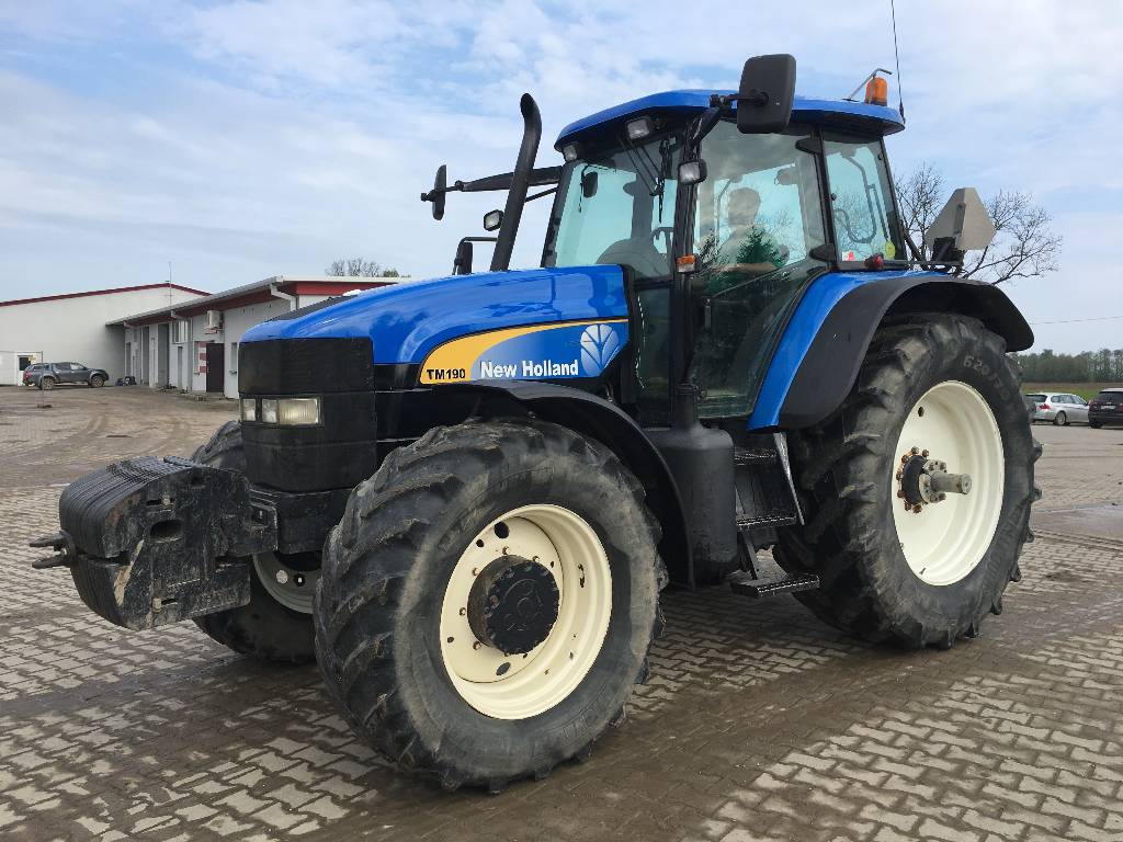 New Holland TM190 Tractor