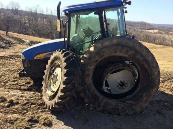 New Holland TS6020 Tractor