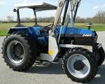 UTB/Universal 353 Tractor