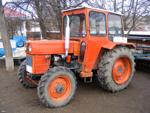UTB/Universal 450 Tractor