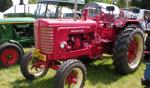 UTB/Universal 450 Tractor