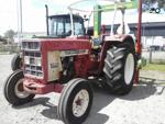 UTB/Universal 553 Tractor