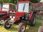 UTB/Universal 733 Tractor
